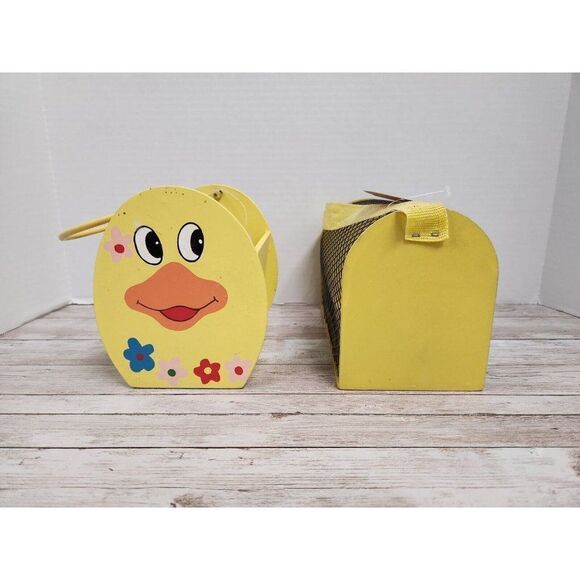 Robbie Ducky Garden Collection Bucket & Insect House Yellow Handle Wire Cage - Picture 3 of 15